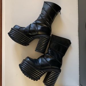 Enigma Leather Platform Boots. Made in Spain.